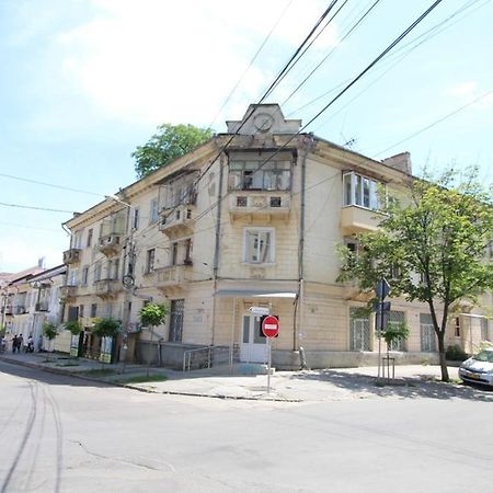 Central Park Apartment 基希讷乌 外观 照片